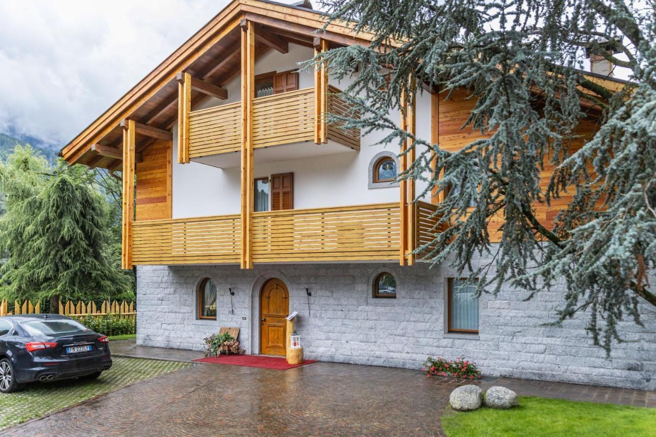Chalet Mountain Plaza - Apt Greenvalley Pinzolo Eksteriør billede