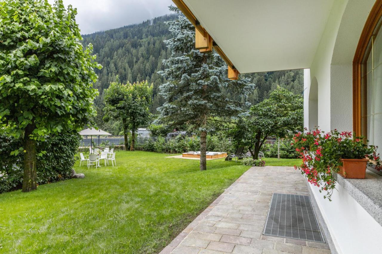 Chalet Mountain Plaza - Apt Greenvalley Pinzolo Eksteriør billede
